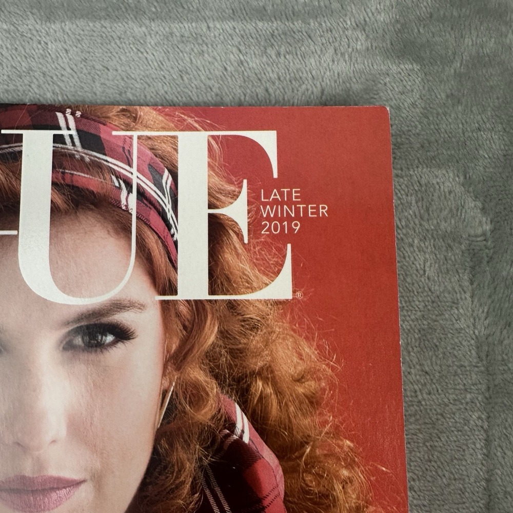 Vogue Knitting Magazine Late Winter 2019 "Graphic Design" - Picture 2 of 4